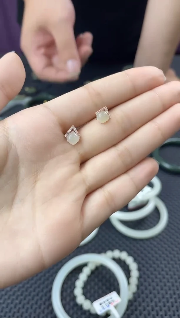 和田玉未镶嵌颈饰天然和田玉  37