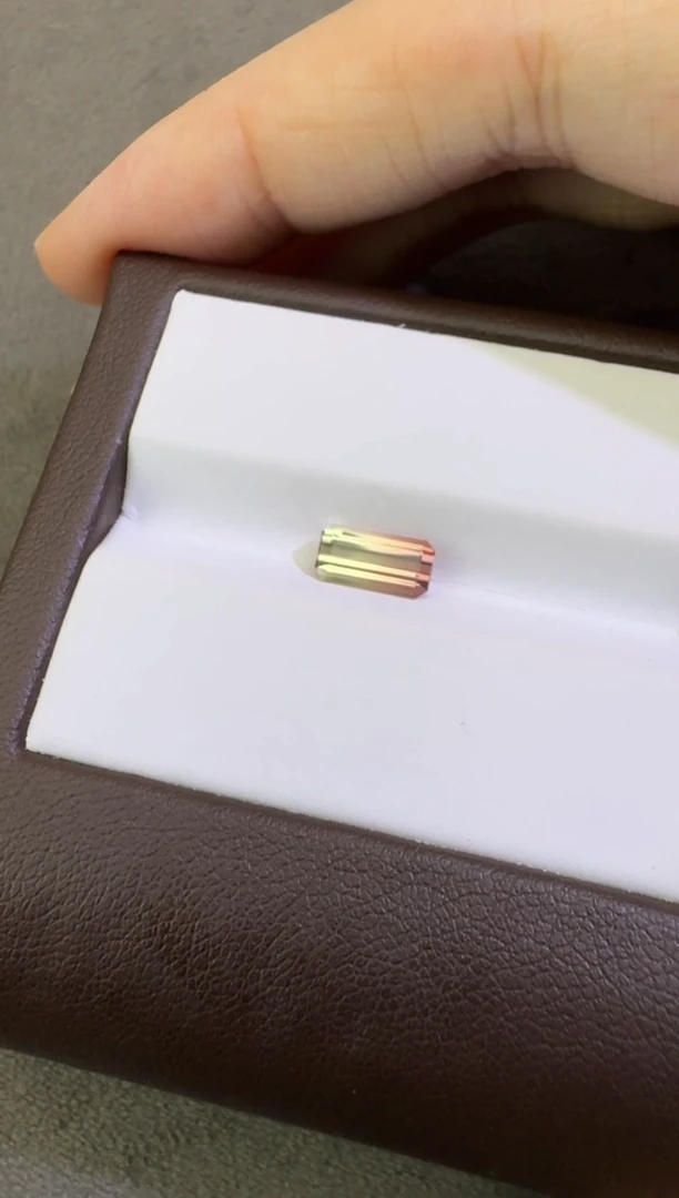 未镶嵌珠宝半成品碧玺1.06ct