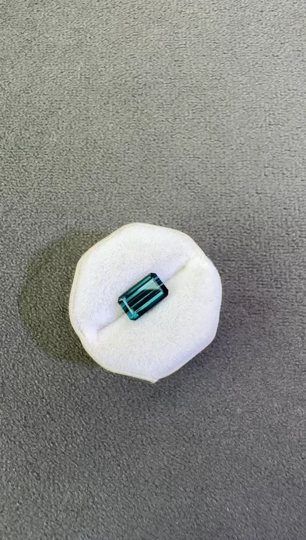 未镶嵌珠宝半成品碧玺1.38ct