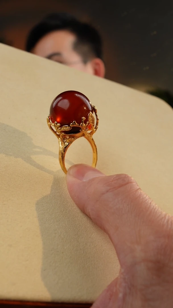 【闪购商品】琥珀颈饰银S925镶嵌20+血珀戒指