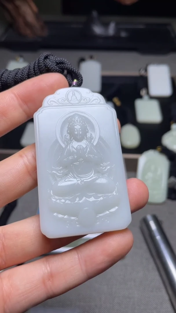 颈饰未镶嵌和田玉1