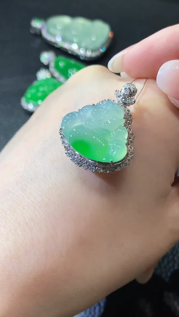 翡翠18K金镶嵌吊坠(不含链)D58