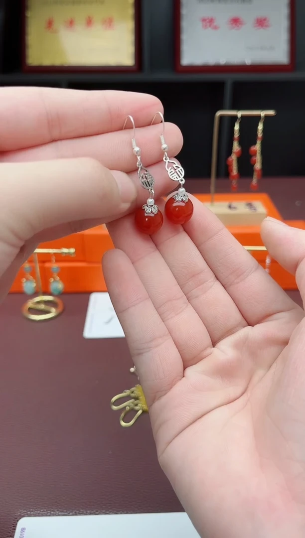 未镶嵌耳钉玛瑙/玉髓230