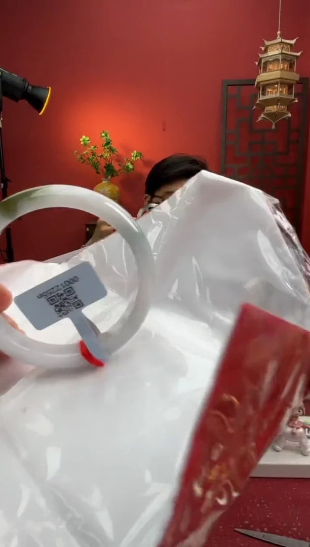 未镶嵌手镯翡翠翡翠手镯4