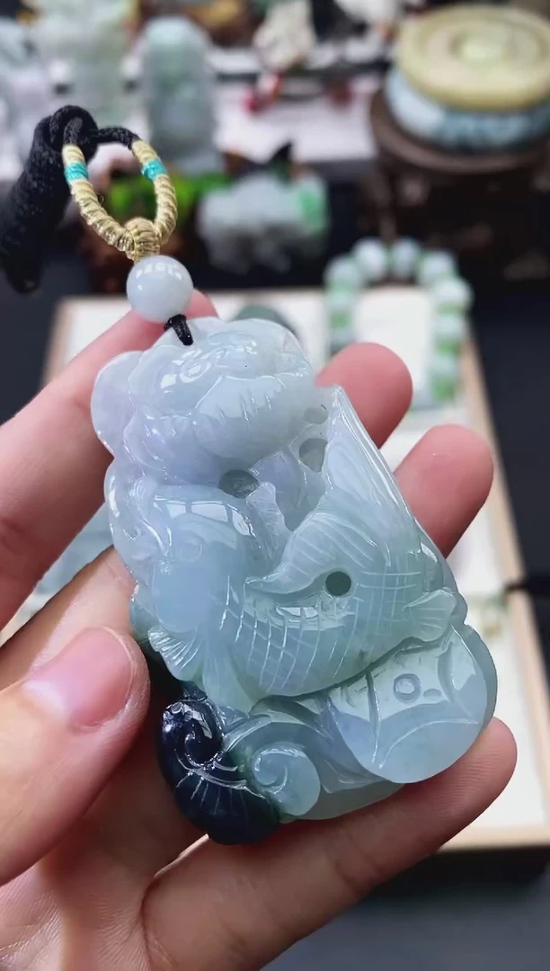 翡翠未镶嵌颈饰天然缅甸A货翡翠