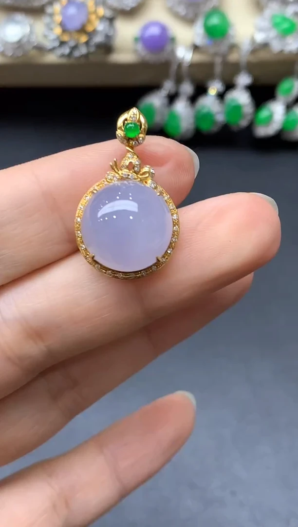 颈饰18K金镶嵌翡翠294-中国好珍宝