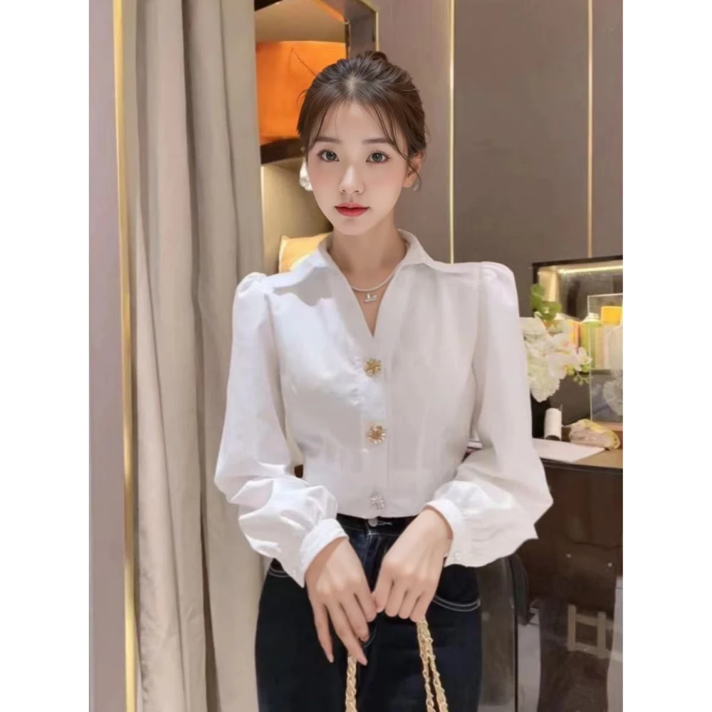 美呆了！三粒扣长袖衬衣女秋季轻奢高级感泡泡袖白衬衫设计感上衣
