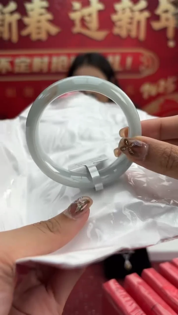 【闪购商品】翡翠手镯未镶嵌4手镯