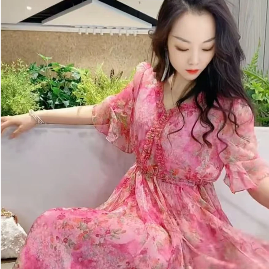 2025新款樱花粉色高端碎花连衣裙显瘦气质夏季连衣裙