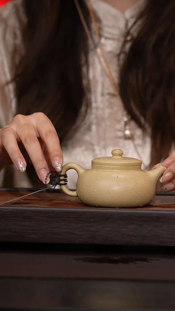 茶壶紫砂平安（光素） 170CC