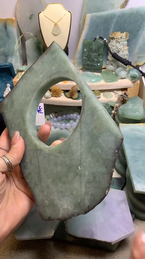 【闪购商品】翡翠挂件未镶嵌缅甸A货翡翠，没有运费险