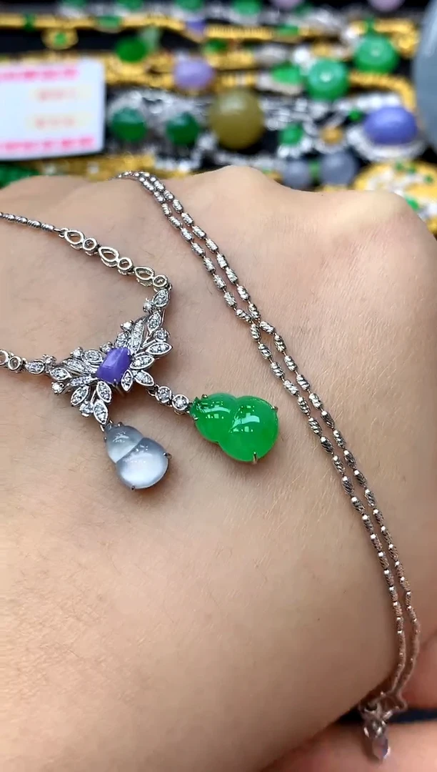 颈饰18K金镶嵌翡翠362-中国好珍宝