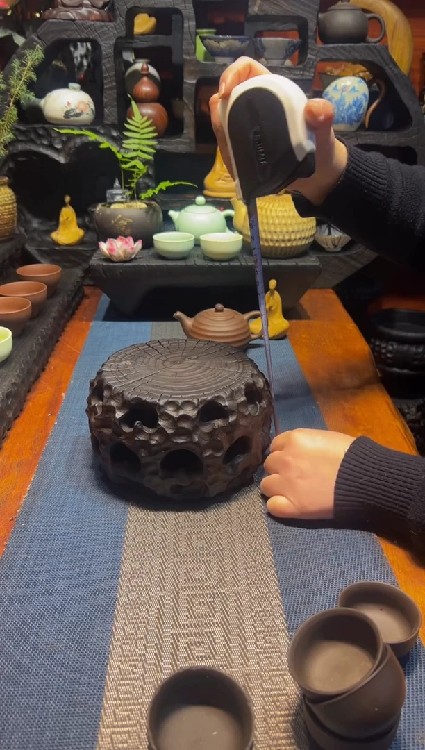 【闪购商品】香樟木木雕一物一拍