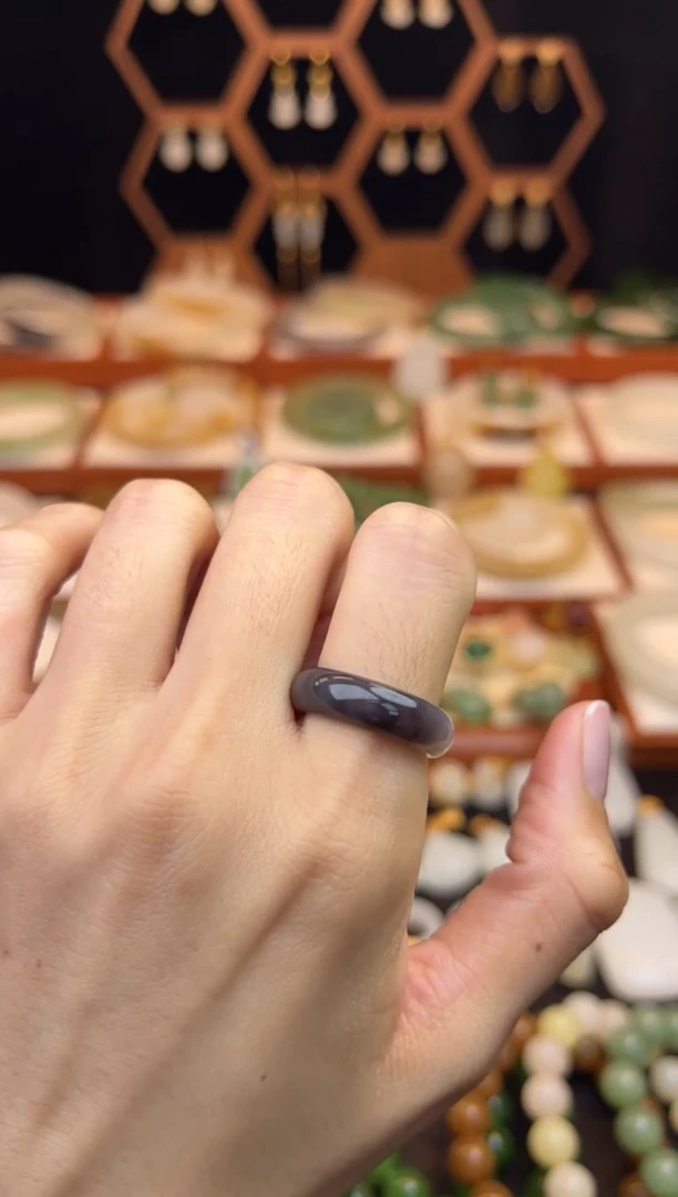 未镶嵌戒指和田玉13