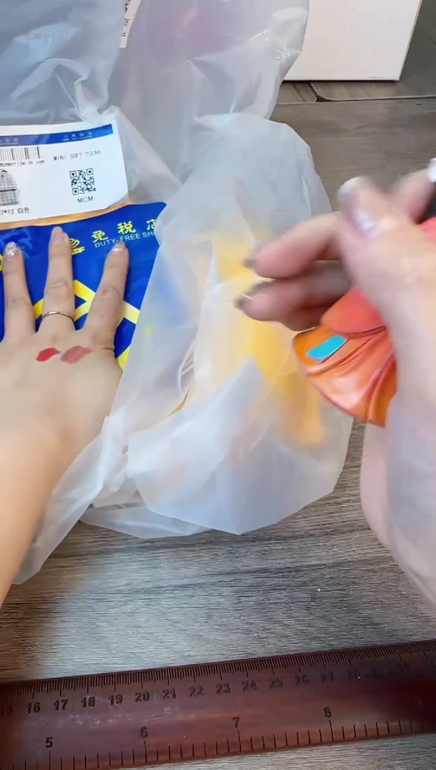 瓷片全场换新地板价@@CQ2305