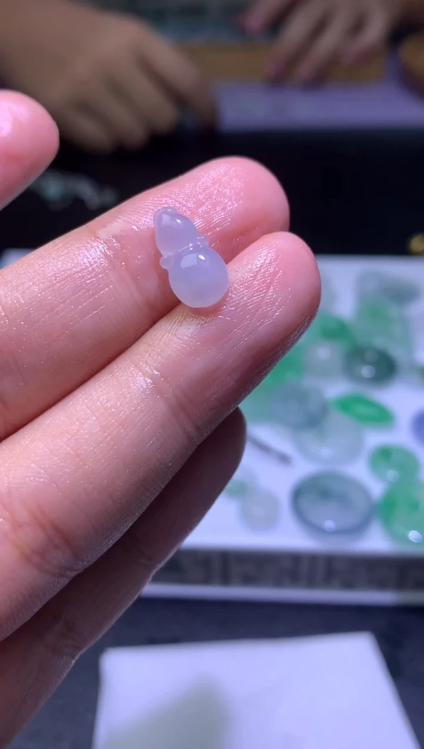 未镶嵌定制翡翠轻****）毛货