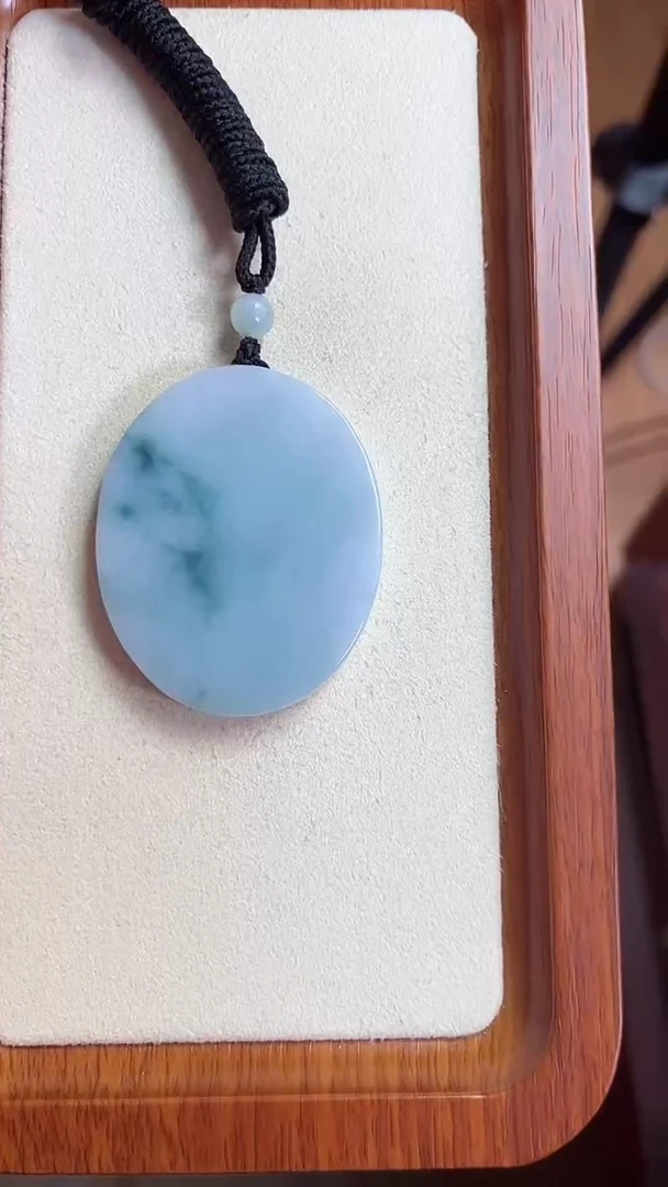 【闪购商品】翡翠吊坠(不含链)未镶嵌孤品