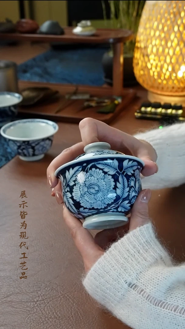 景德镇元青花四项牡丹盖碗