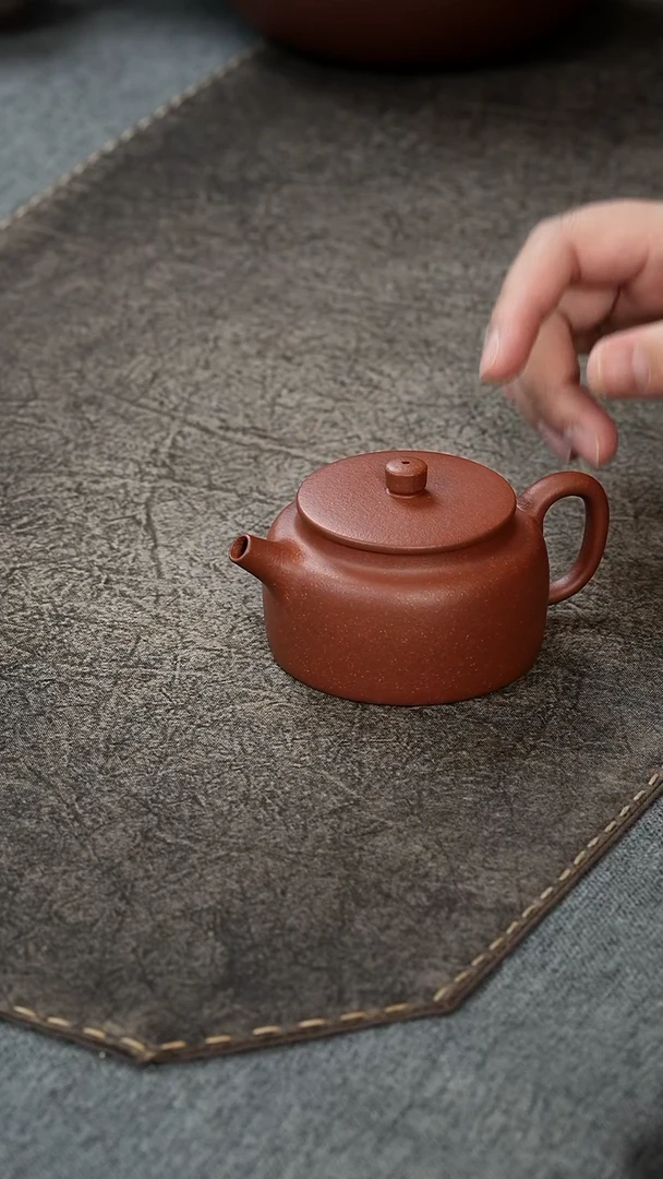 【闪购商品】紫砂茶宠红降坡德钟