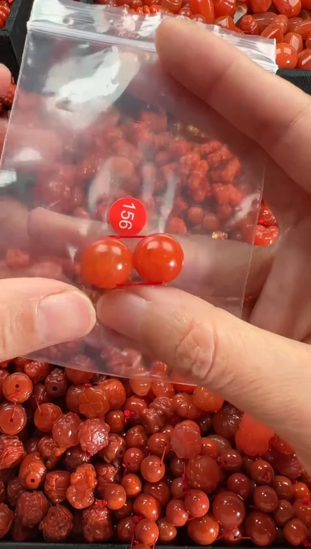 【闪购商品】南红玛瑙颈饰未镶嵌1