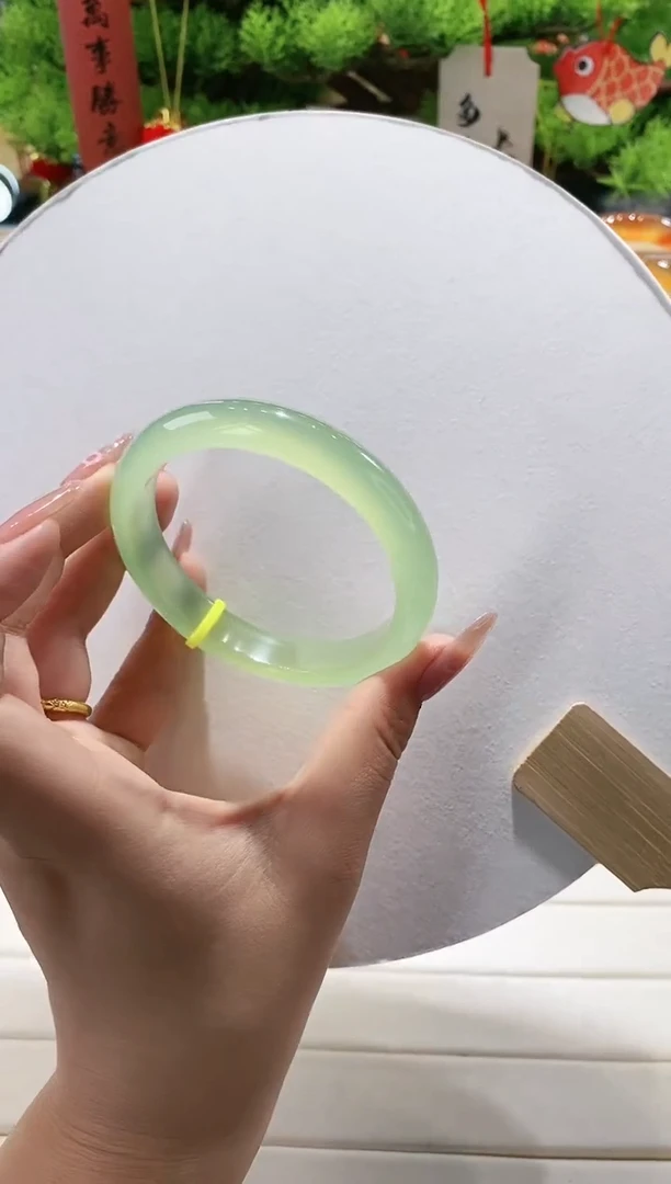 【闪购商品】玛瑙/玉髓手镯未镶嵌66-58