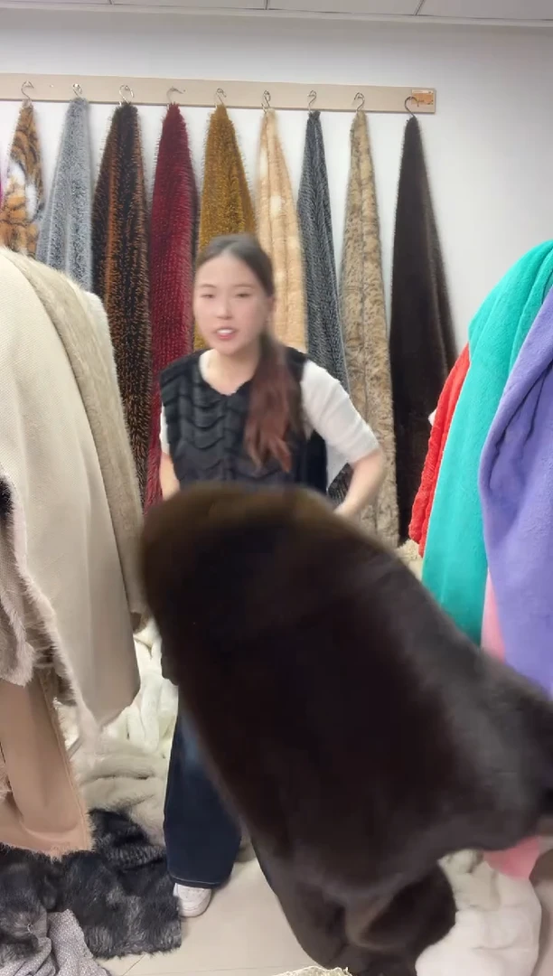 狐狸毛D519，尺寸1.8*1