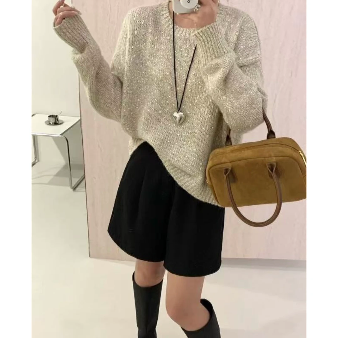 艳艳家 轻奢时尚百搭慵懒风满钻毛衣