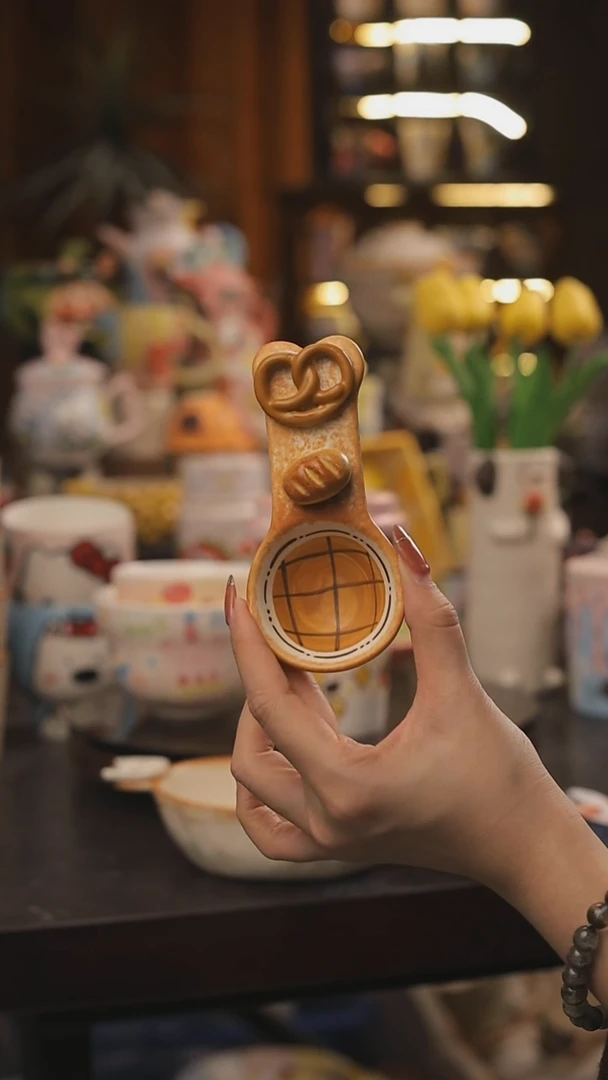 景德镇釉下彩绘设计师款式陶瓷