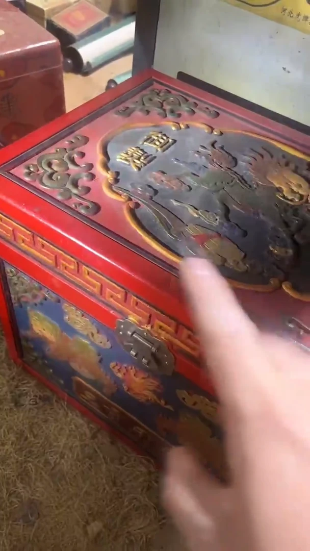 木1个红红摆件链接（不带大箱子）