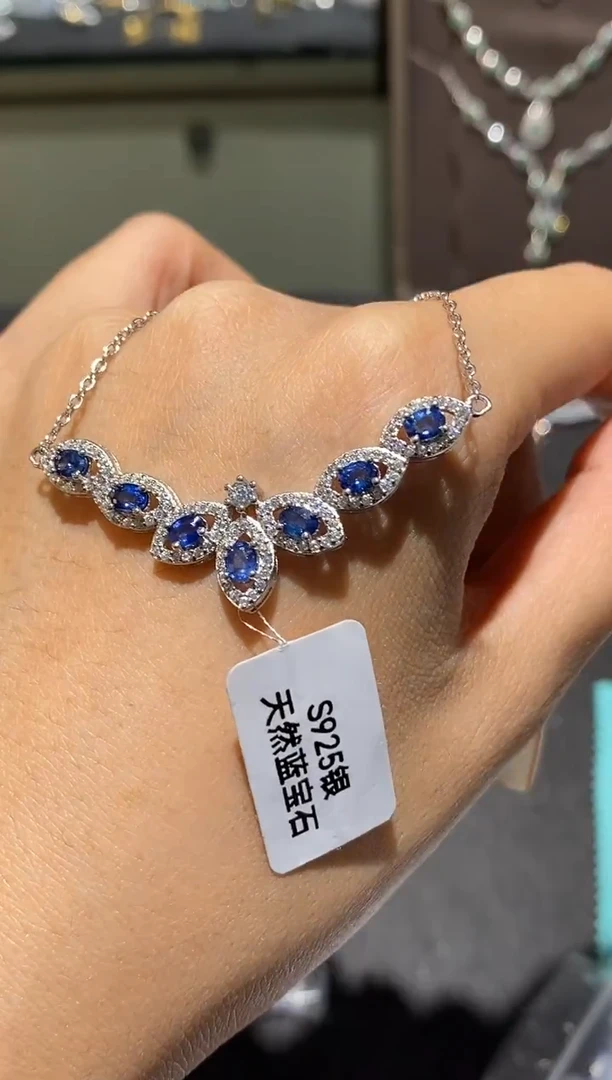 颈饰蓝宝石银S925镶嵌项链