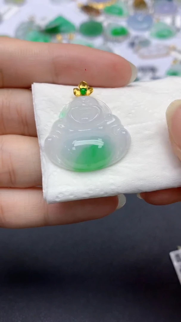 翡翠18K金镶嵌颈饰天然缅甸a货翡翠