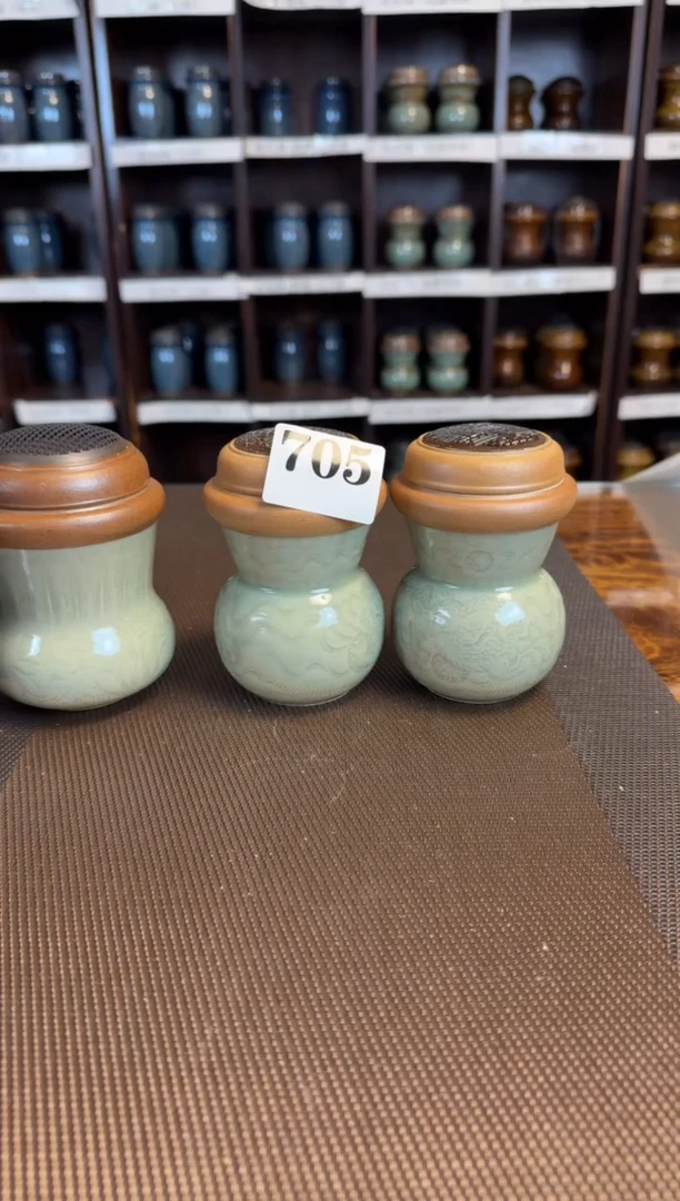 【闪购商品】狮子   仙露明珠  一对  705