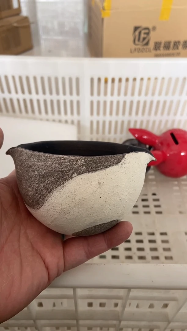 杯无运费险有瑕疵的摄影的产品有使用过的痕迹有点脏介意勿拍