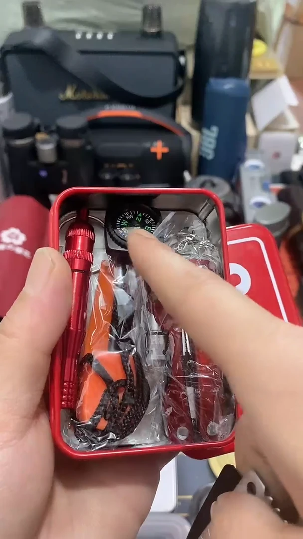瓷片闪购商品 如图所示