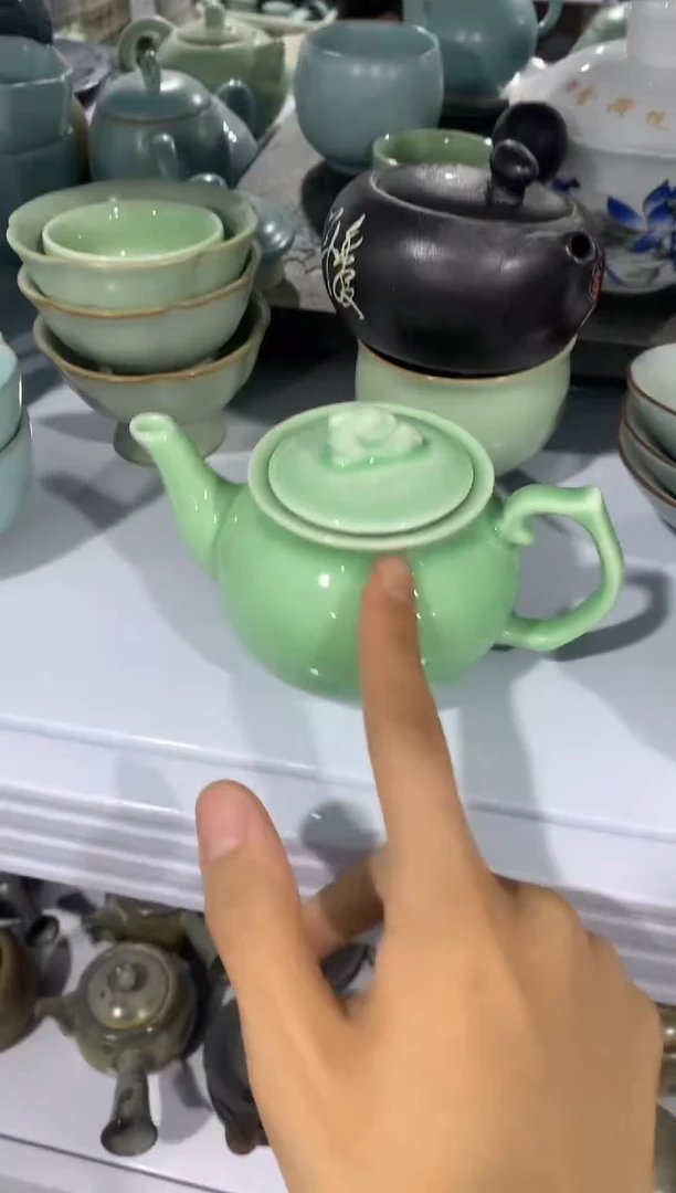 茶具茶壶、盖碗、主人杯、客杯（轻轻微瑕介意勿拍）