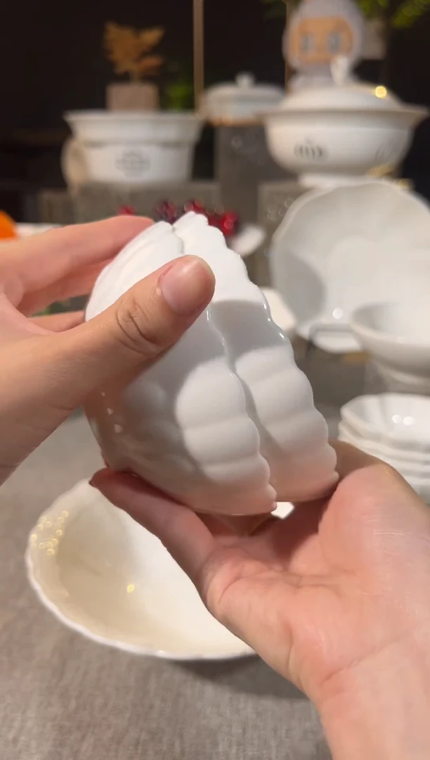骨瓷3寸玉瓷·异形祥云蘸料碟拍一发四