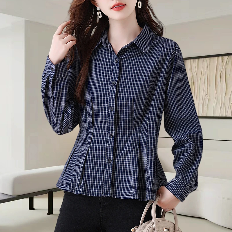 设计感翻领格子长袖衬衫女2025秋季新款洋气减龄收腰显瘦百搭上衣