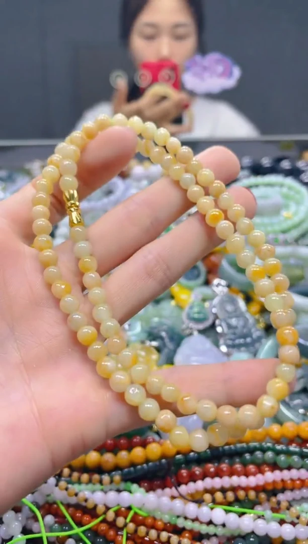 颈饰未镶嵌翡翠5MM/C/翡翠A货,一件也是批发价