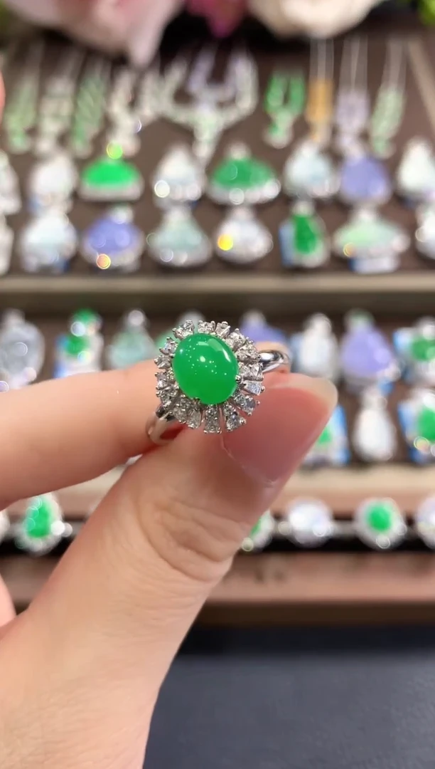 18K金镶嵌戒指翡翠g51