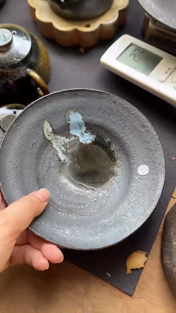 壶承177号直径14-15CM黑紫砂