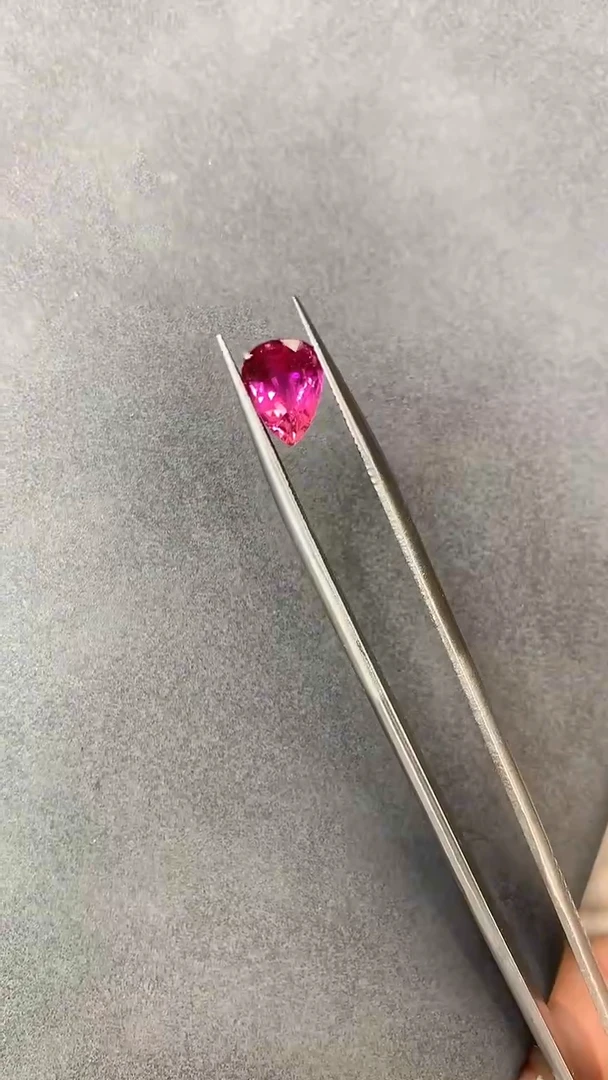 裸石未镶嵌碧玺卢比来裸石1.77ct