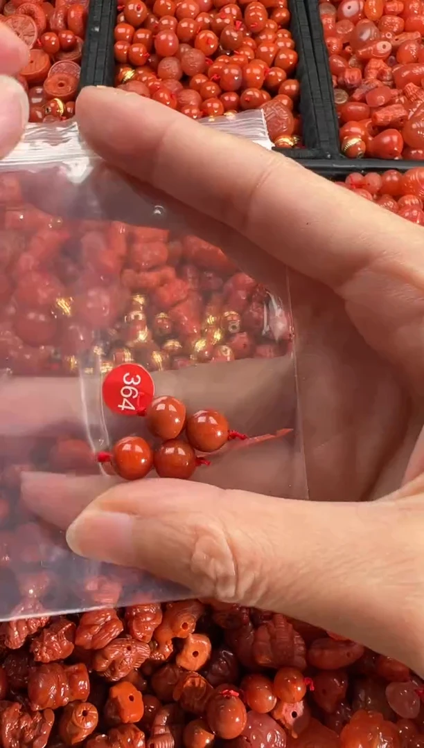 【闪购商品】南红玛瑙颈饰未镶嵌1