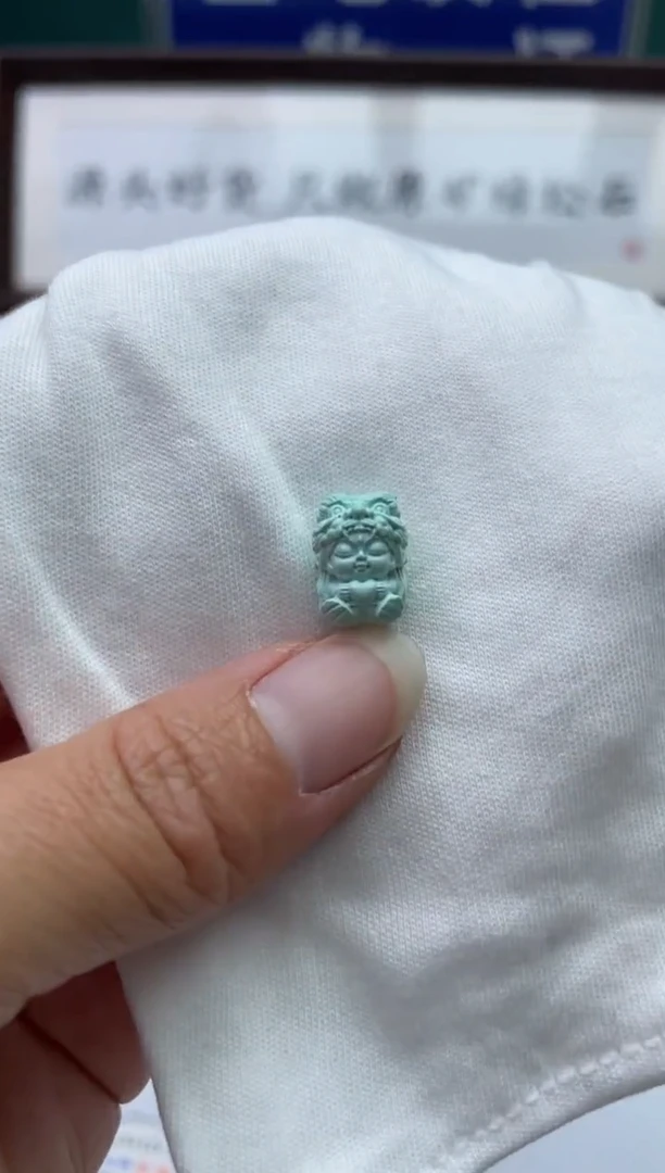 未镶嵌绿松石珠宝奇石51