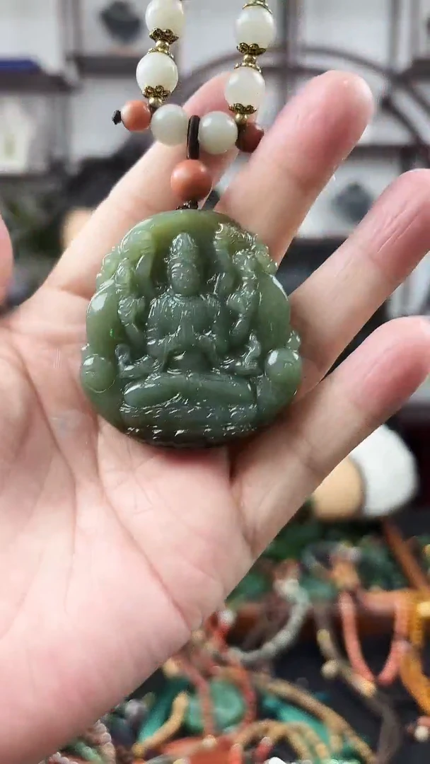 颈饰未镶嵌和田玉观音