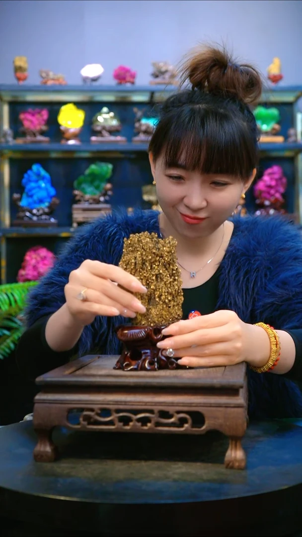 石材精品矿物晶体摆件