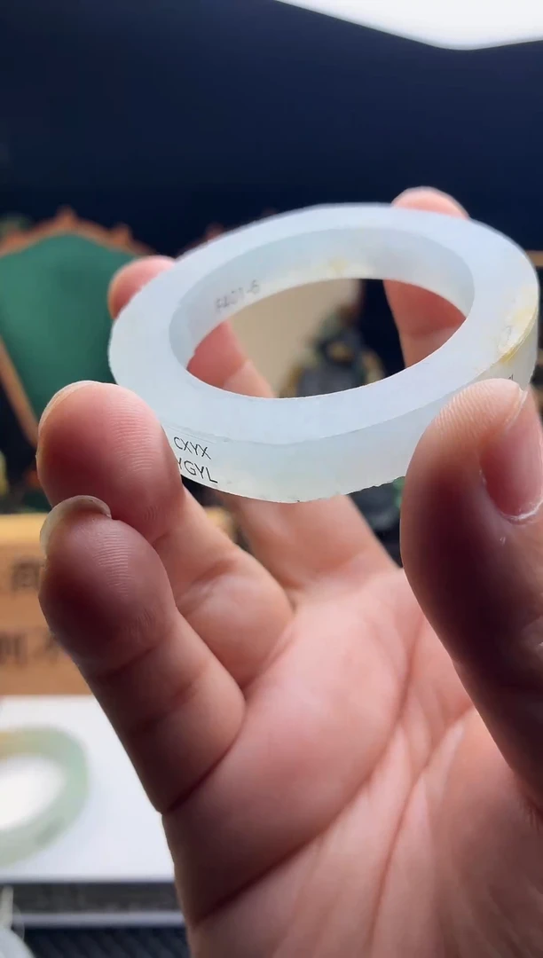 未镶嵌定制手镯定制翡翠d****a手镯