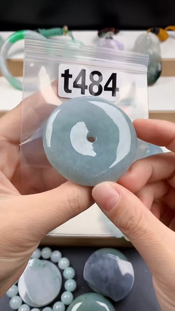 颈饰未镶嵌翡翠知**一天然翡翠吊坠挂件