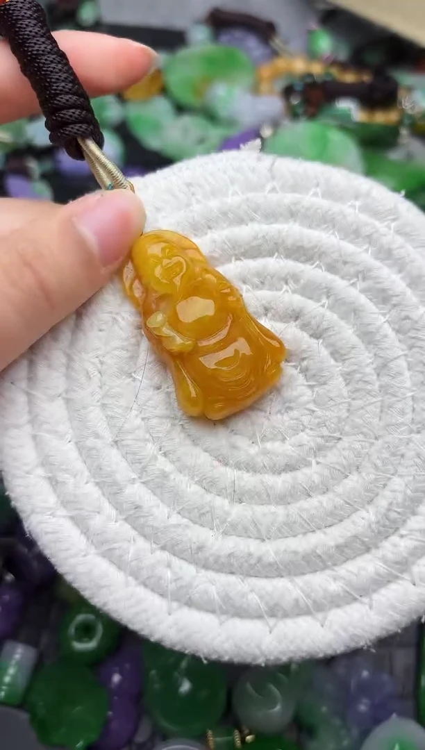 颈饰未镶嵌翡翠缅甸翡翠吊坠