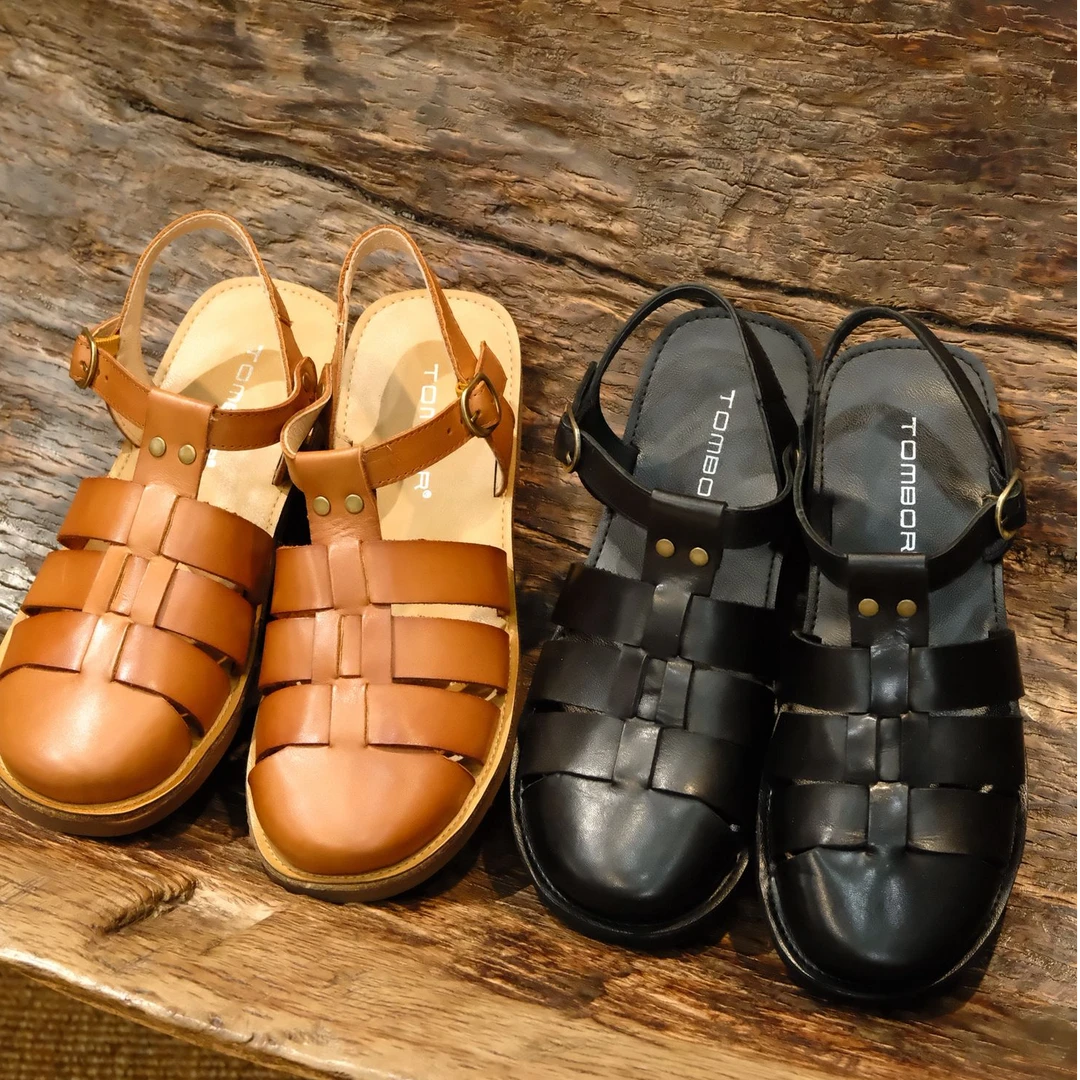 K188-8夏季新品复古文艺真皮一字扣罗马鞋百搭编织平底休闲凉鞋女