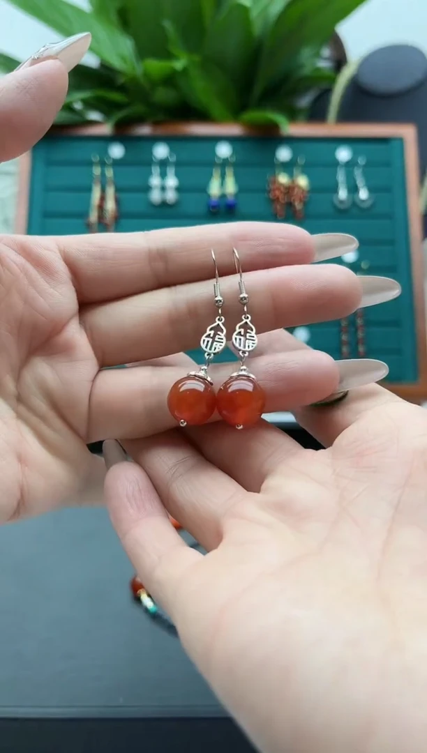 【闪购商品】南红玛瑙耳饰银S925镶嵌333